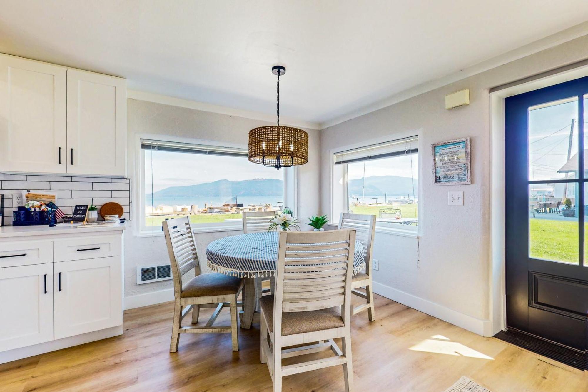 Erikson Beach House Bow Exterior photo